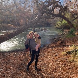 Meet your Posher, Karine